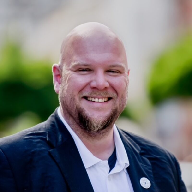 Stefan Warnsholdt